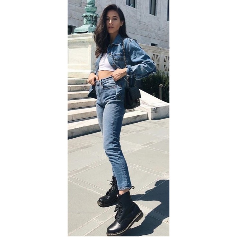 SOLD Who What Wear Ruffle Denim Jacket EUC - Picture 4 of 10